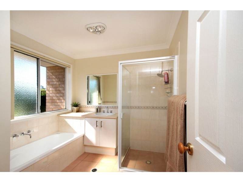 12 Hempstock Street, Glass House Mountains QLD 4518