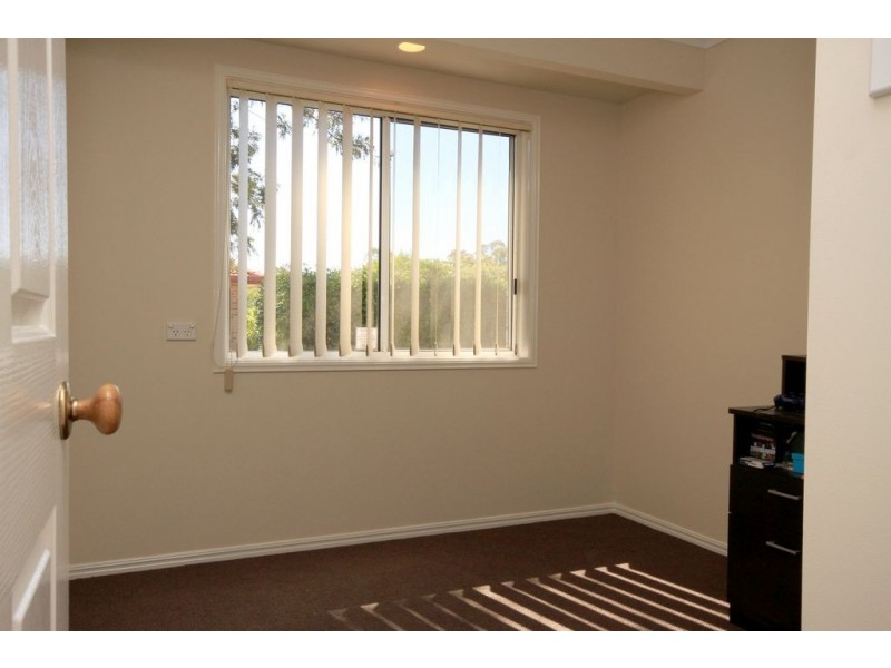 12 Hempstock Street, Glass House Mountains QLD 4518