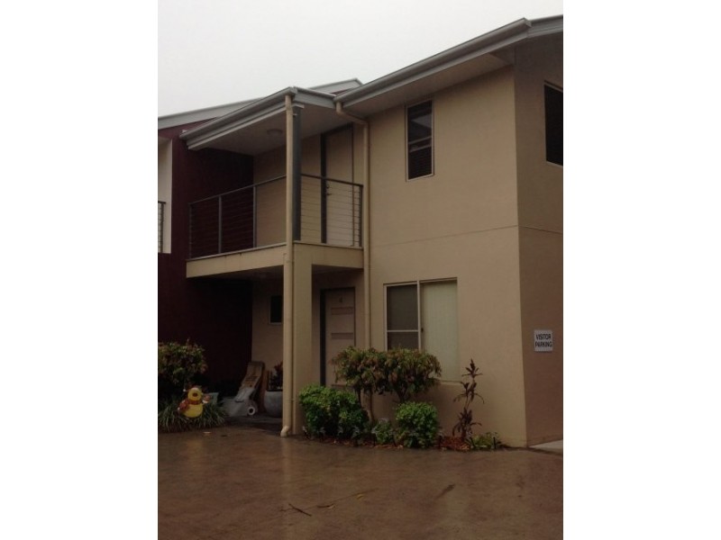 4/82 Simpson Street, Beerwah QLD 4519