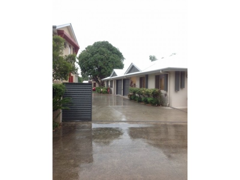 4/82 Simpson Street, Beerwah QLD 4519