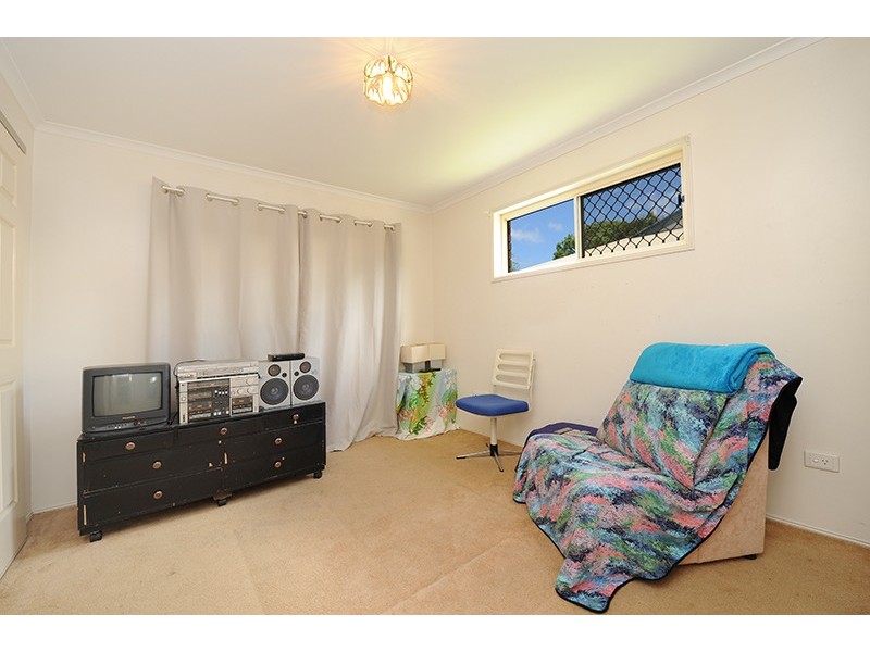 17 Laurel Street, Beerwah QLD 4519