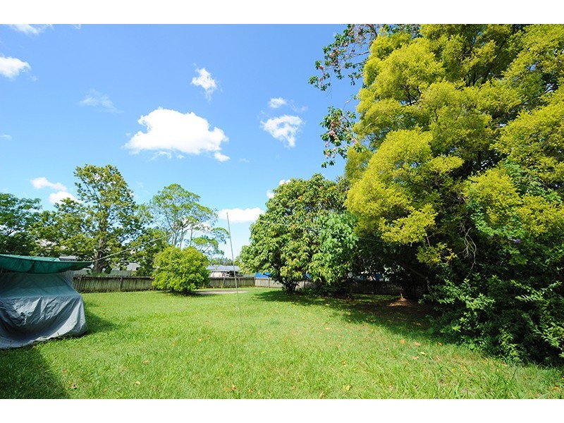 17 Laurel Street, Beerwah QLD 4519