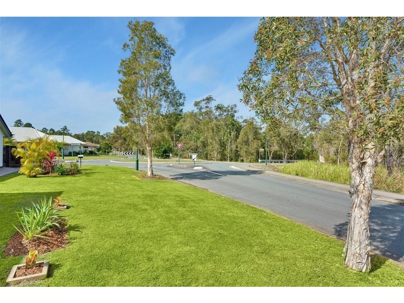 17 Parkside Drive, Beerwah QLD 4519