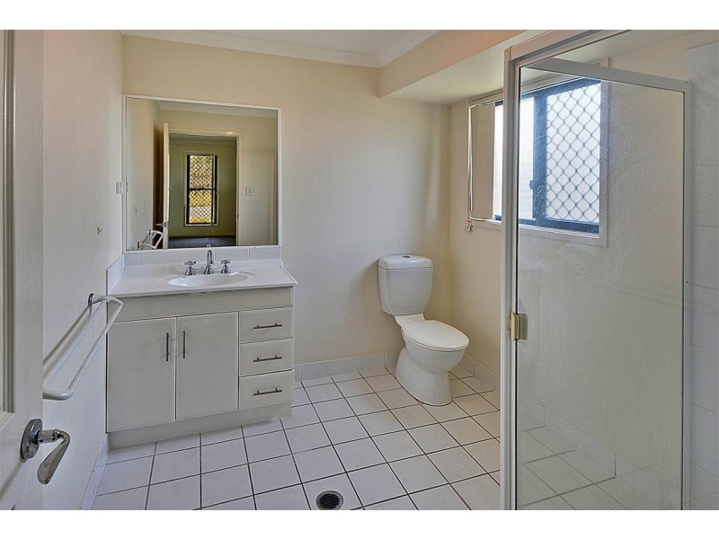 17 Parkside Drive, Beerwah QLD 4519