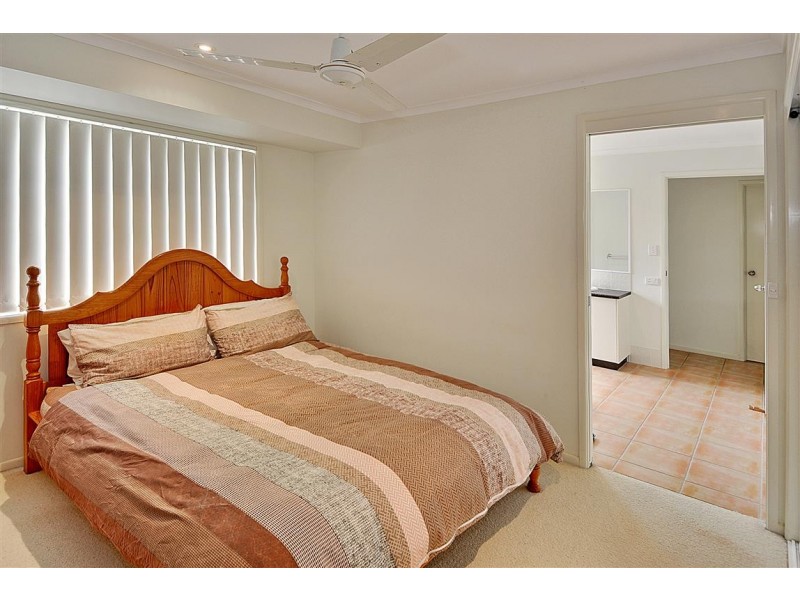 13 Crumpton Place, Beerwah QLD 4519