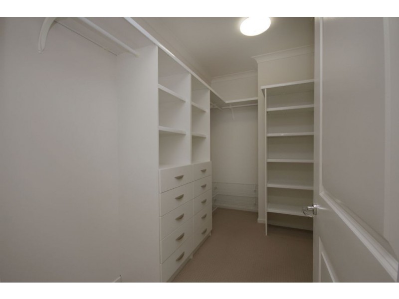 8 Lyndie Court, Beerwah QLD 4519
