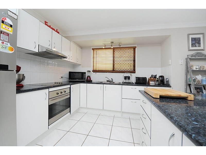 11 Parkside Drive, Beerwah QLD 4519