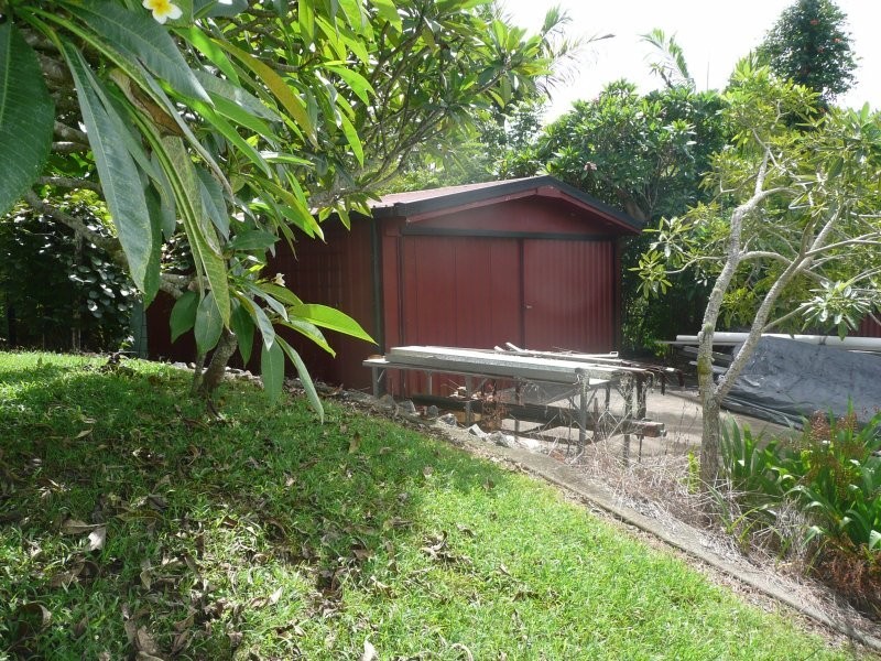 10 Yeates Road, Beerwah QLD 4519