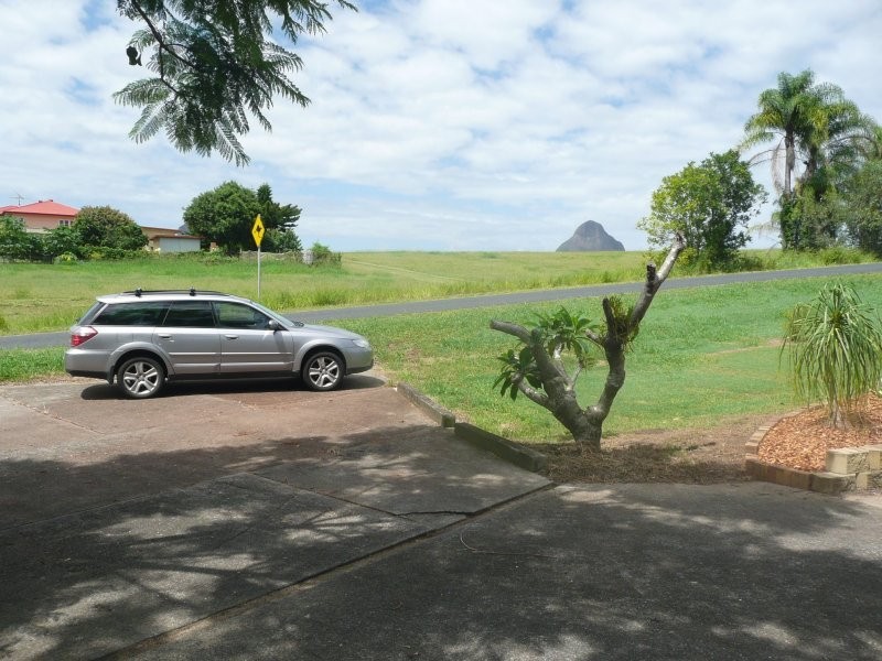 10 Yeates Road, Beerwah QLD 4519