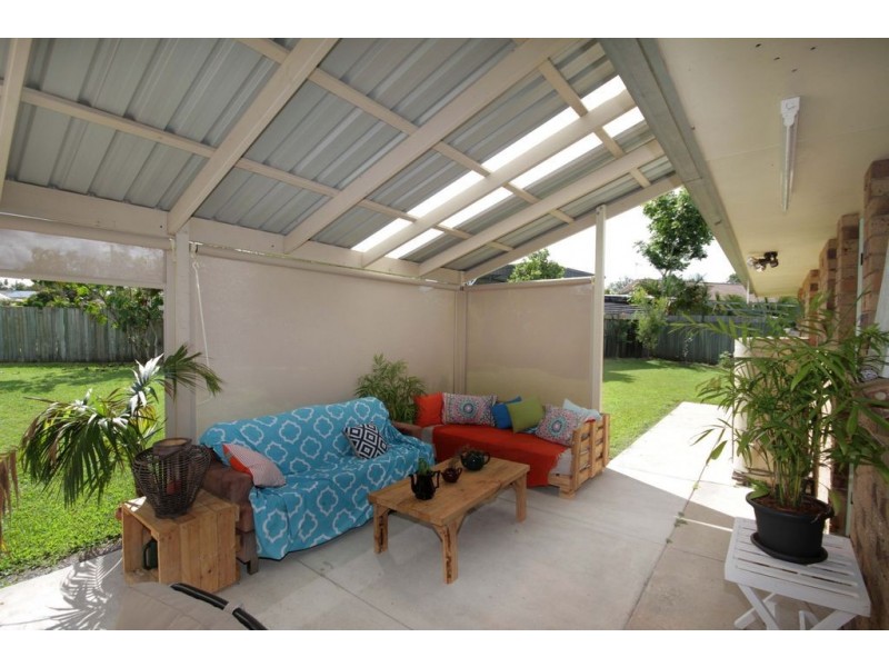 1 BARBARA COURT, Beerwah QLD 4519