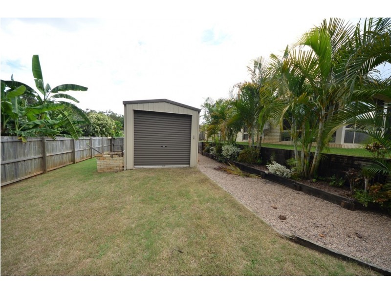 33 Kirsten Drive, Glass House Mountains QLD 4518