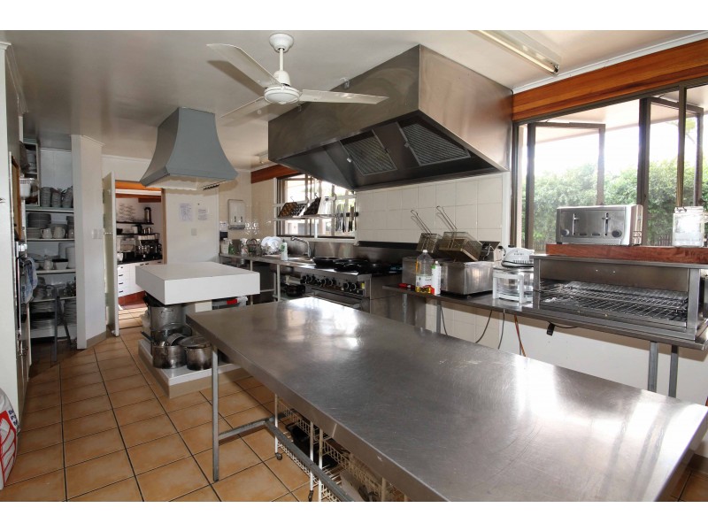 1233 Steve Irwin Way, Beerwah QLD 4519