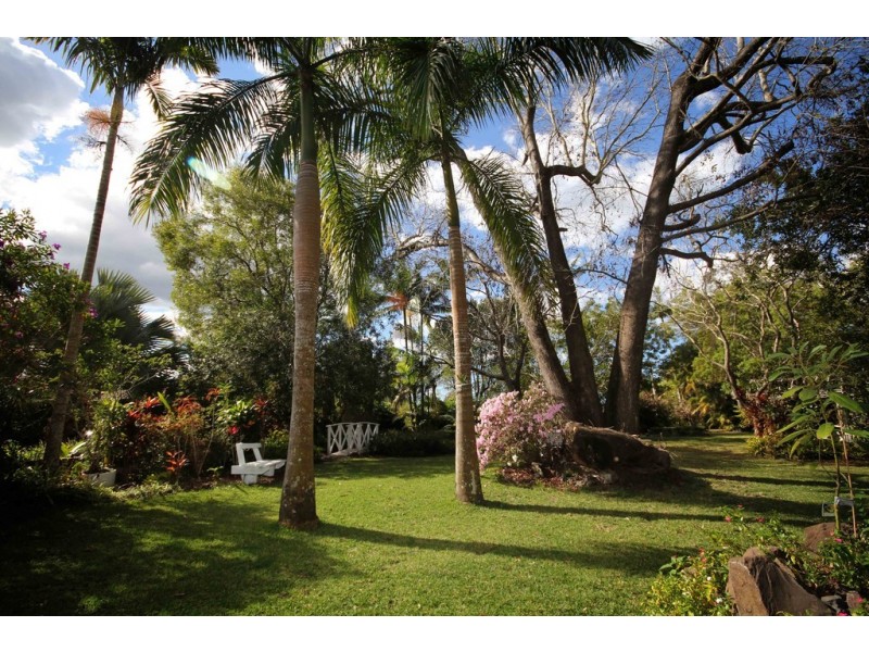 1233 Steve Irwin Way, Beerwah QLD 4519