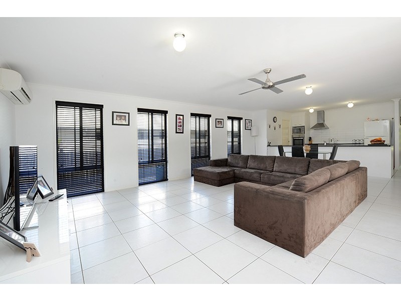 5 Whistler Place, Beerwah QLD 4519