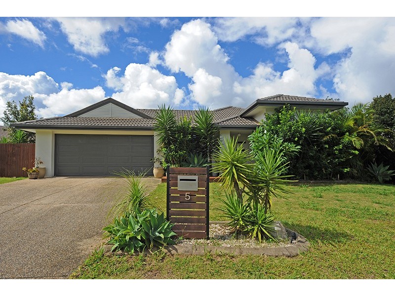 5 Whistler Place, Beerwah QLD 4519