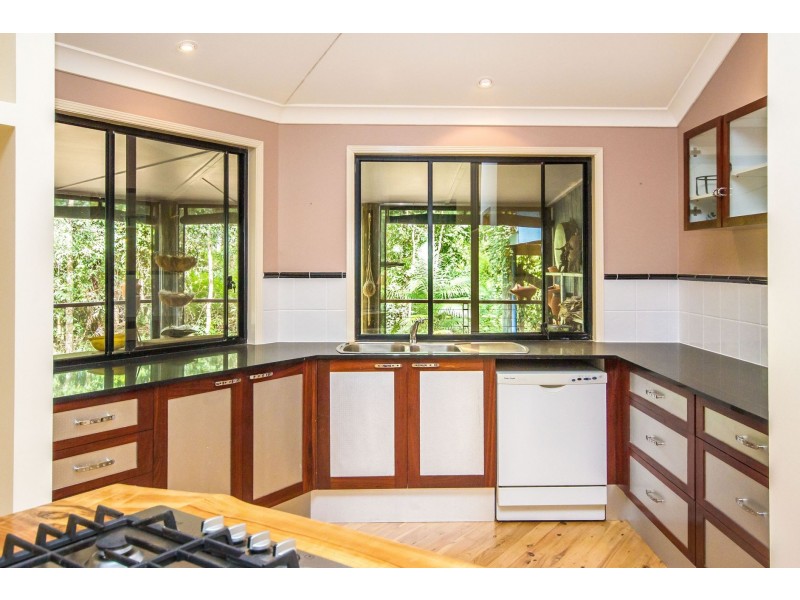 37 Bell Road, Glass House Mountains QLD 4518