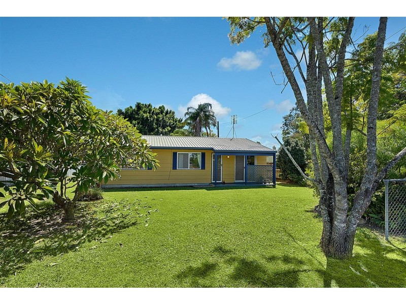 25 Twin Peaks Drive, Beerwah QLD 4519