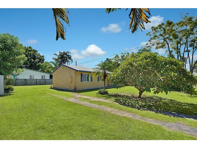 25 Twin Peaks Drive, Beerwah QLD 4519