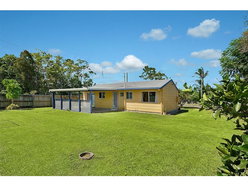 25 Twin Peaks Drive, Beerwah QLD 4519