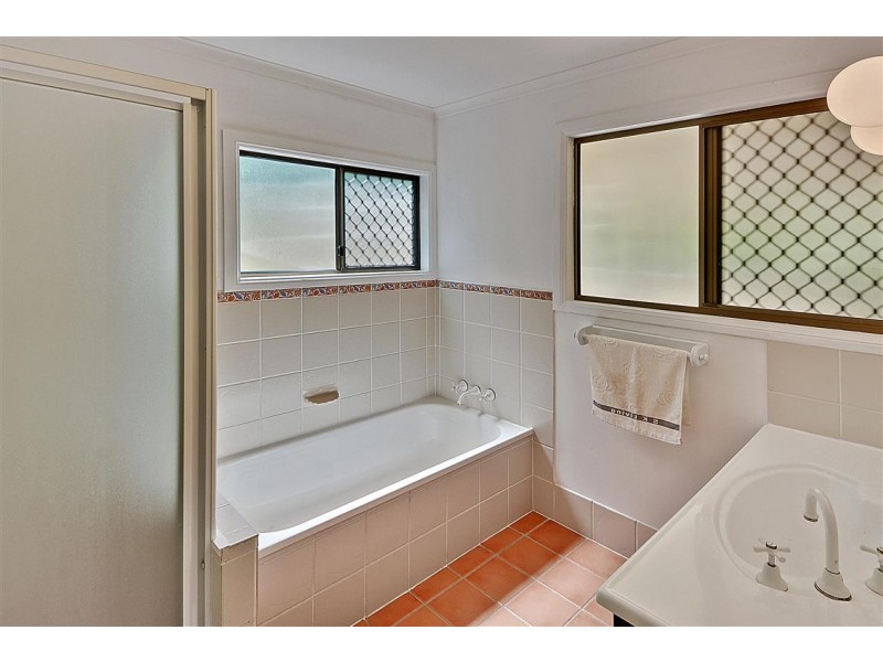 14 High Street, Peachester QLD 4519