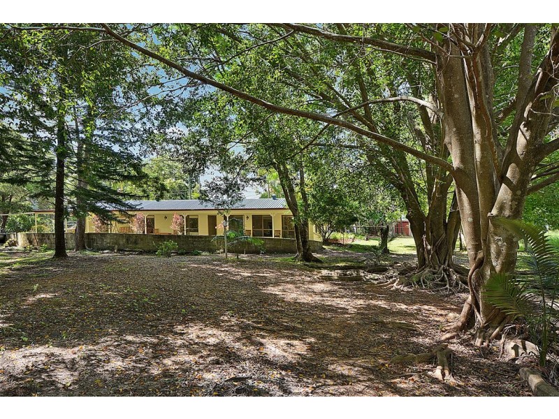 14 High Street, Peachester QLD 4519