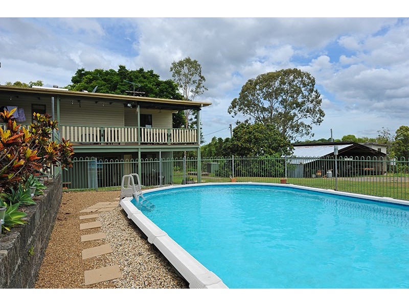 24 Scotts Rd, Glass House Mountains QLD 4518