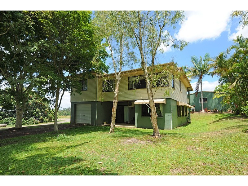 24 Scotts Rd, Glass House Mountains QLD 4518