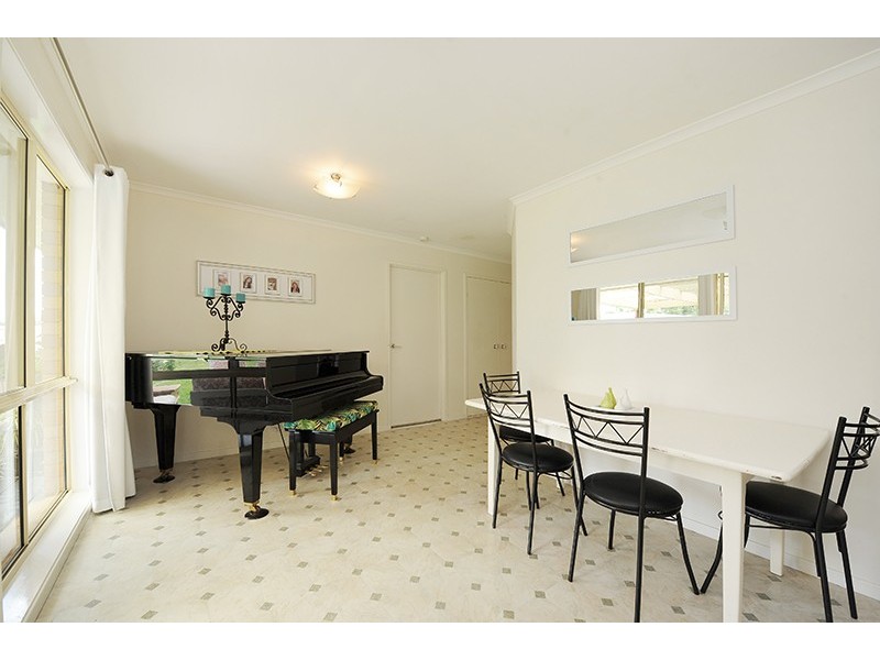 47 Anderson Road, Glass House Mountains QLD 4518