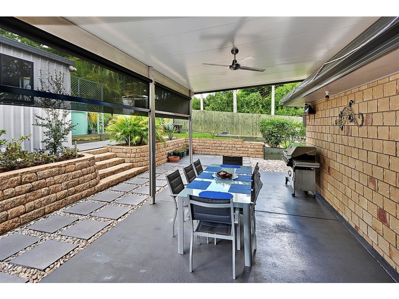 16 Coolamon Cres, Beerwah QLD 4519