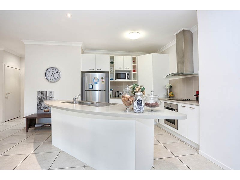 32 Beerburrum Street, Landsborough QLD 4550