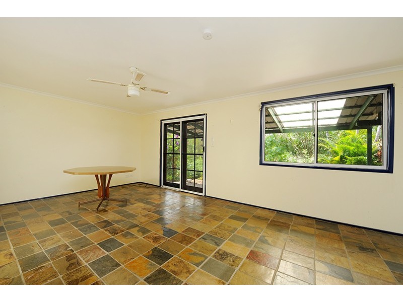 2065 Old Gympie Road, Glass House Mountains QLD 4518