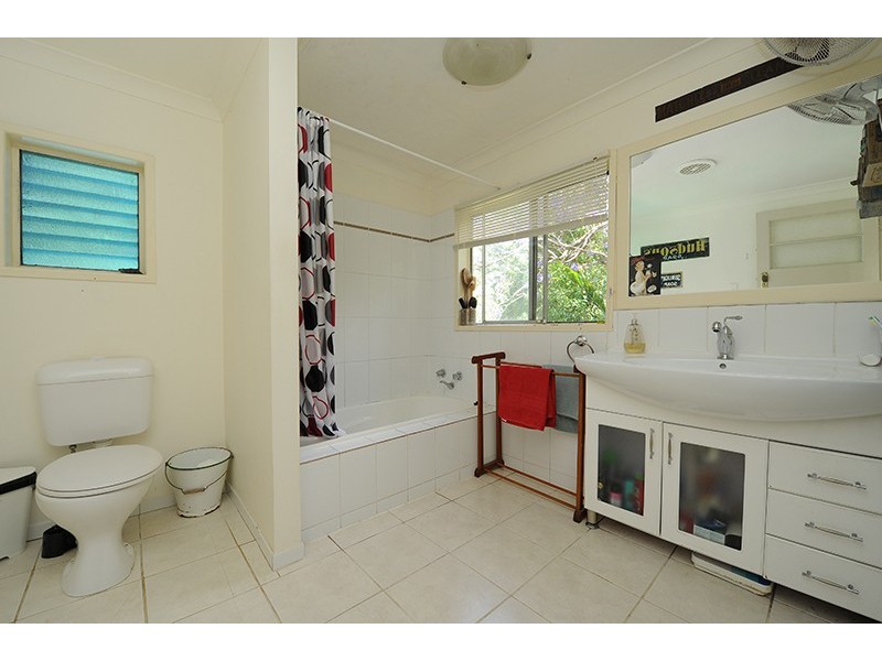 40 Maleny Street, Landsborough QLD 4550