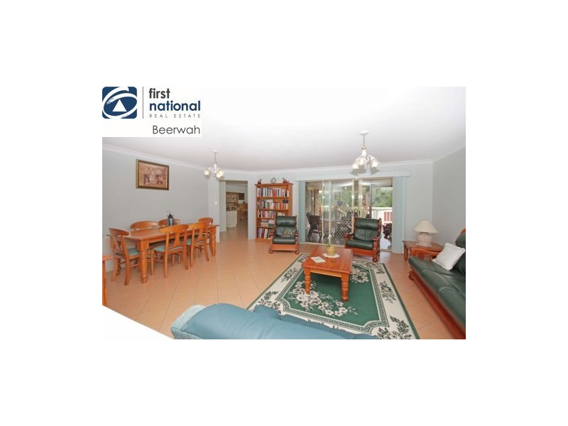 30 Ridgemount Place, Glass House Mountains QLD 4518