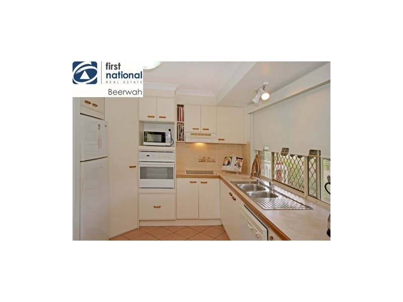 30 Ridgemount Place, Glass House Mountains QLD 4518