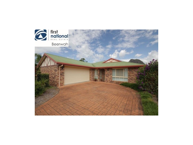 30 Ridgemount Place, Glass House Mountains QLD 4518