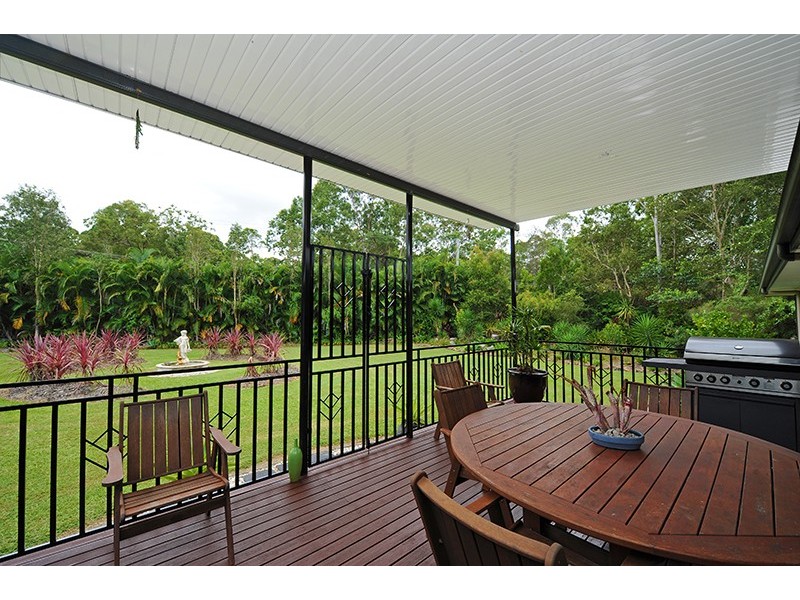 16 Gattera Road, Landsborough QLD 4550