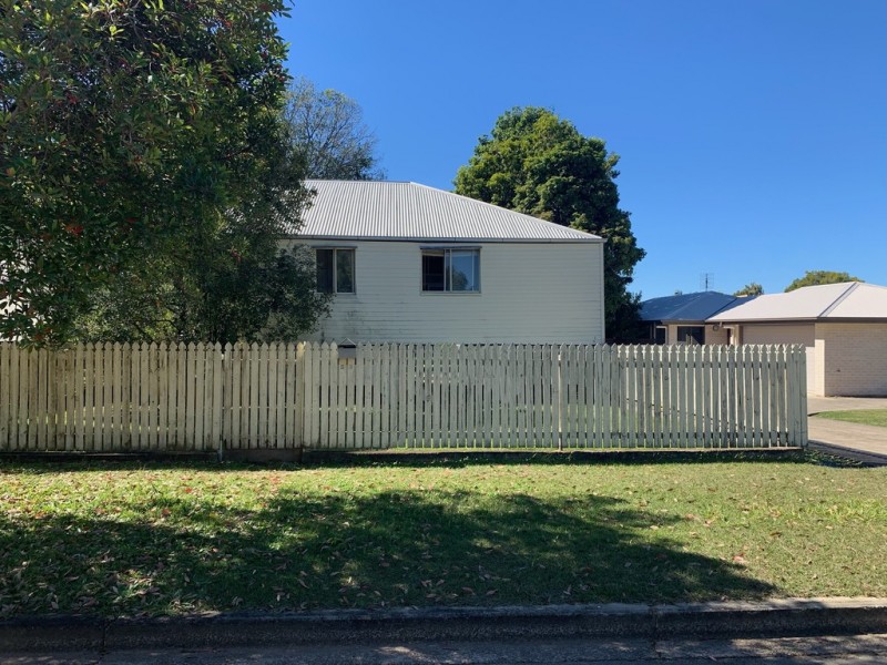 59 Beerwah Parade, Beerwah QLD 4519