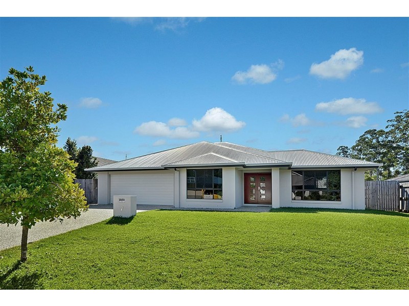 7 Whistler Place, Beerwah QLD 4519