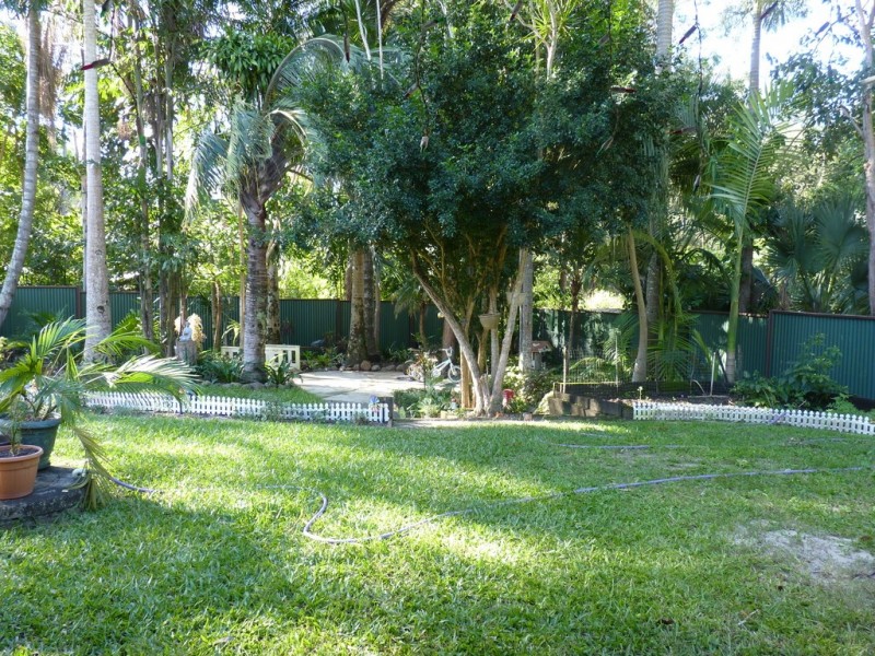 150 Peachester Road, Beerwah QLD 4519