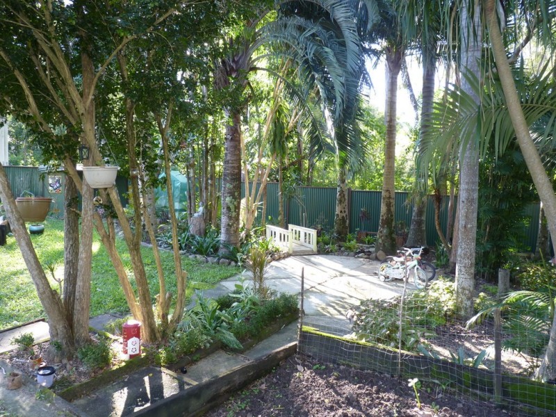 150 Peachester Road, Beerwah QLD 4519