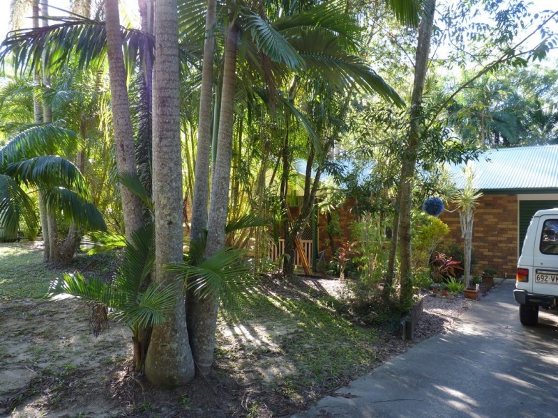 150 Peachester Road, Beerwah QLD 4519