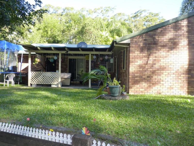 150 Peachester Road, Beerwah QLD 4519