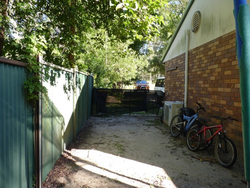 150 Peachester Road, Beerwah QLD 4519