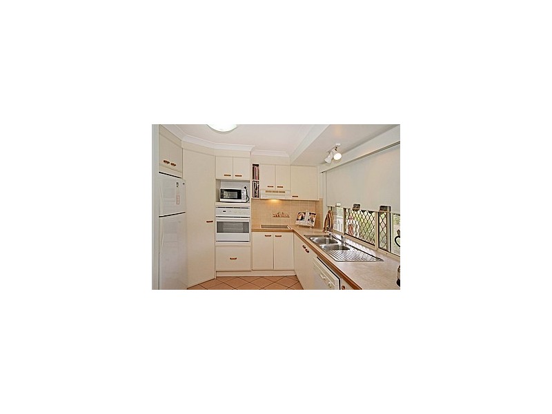 30 Ridgemount Place, Glass House Mountains QLD 4518