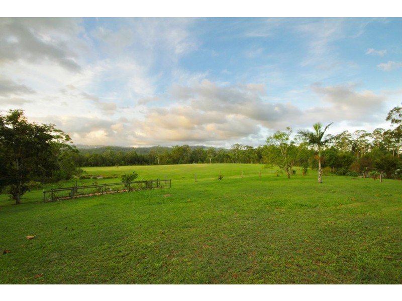 83 Morrisons Road, Peachester QLD 4519
