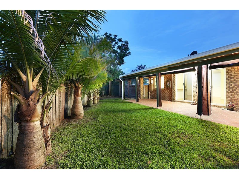 2 Rosewood Court, Landsborough QLD 4550