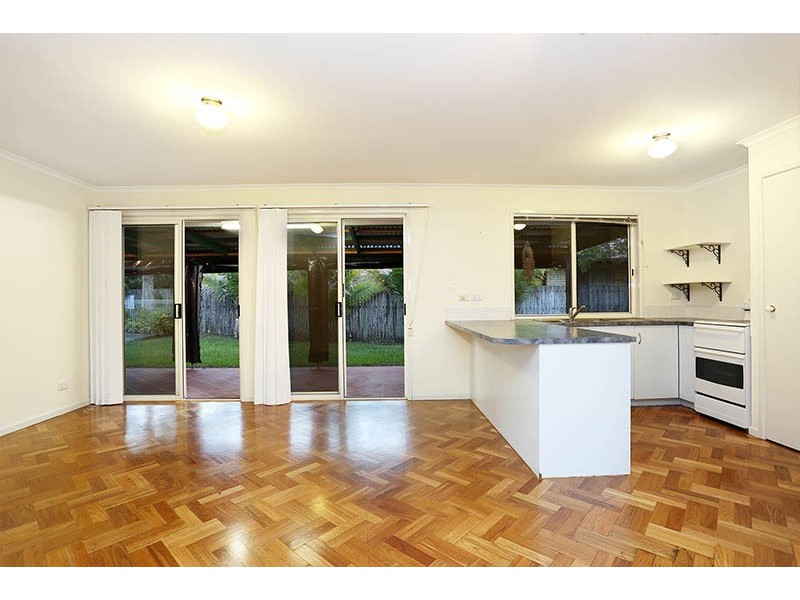 2 Rosewood Court, Landsborough QLD 4550