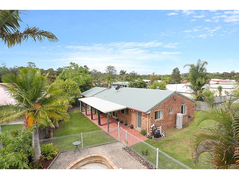 2 Rosewood Court, Landsborough QLD 4550