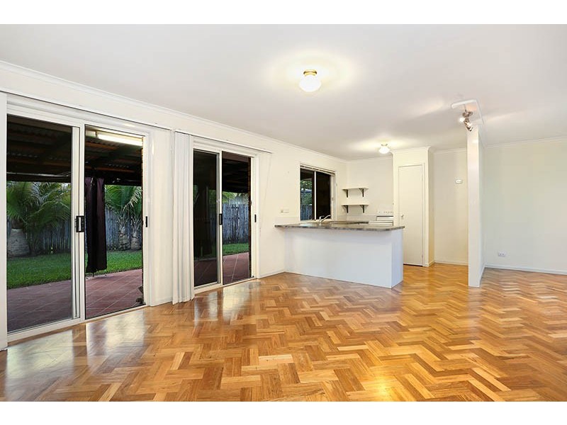 2 Rosewood Court, Landsborough QLD 4550