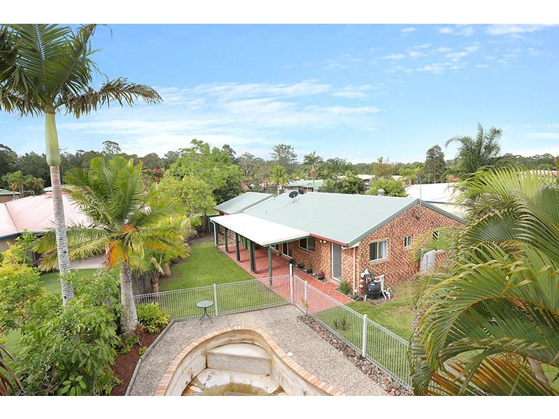 2 Rosewood Court, Landsborough QLD 4550